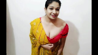 Telugu Sexy Maid Blowjob And Standing Style Hard Sex With Her Boss